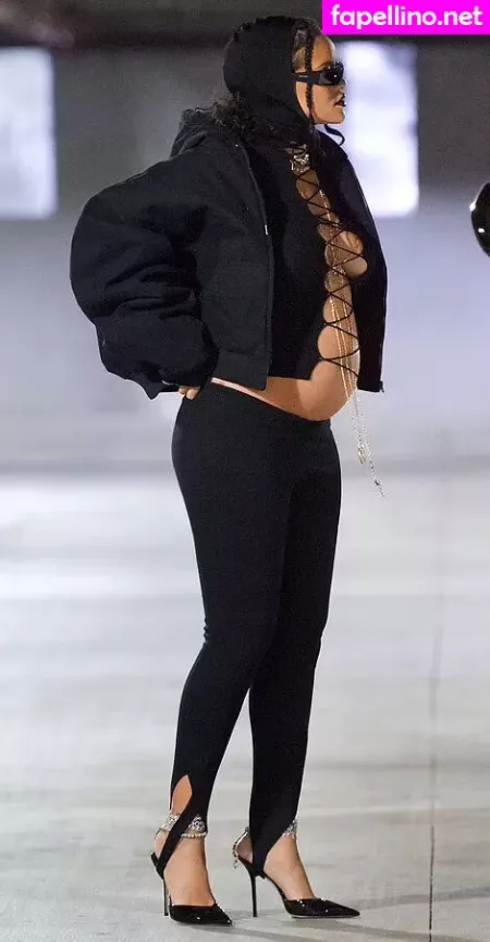 Rihanna OnlyFans Thumbnail #SYoyxKPwNC