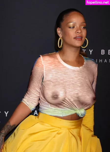 Rihanna OnlyFans Thumbnail #eL83bjWksc