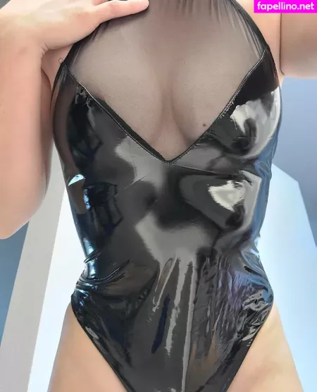 Riibbon OnlyFans Thumbnail #QTVht1tO7F
