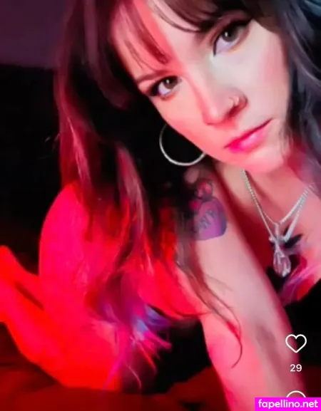 Riiiiaa94 OnlyFans Thumbnail #hplAdri9RK