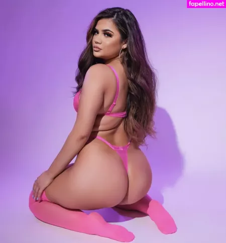 Riivascaro OnlyFans Thumbnail #cMflfrJtuy