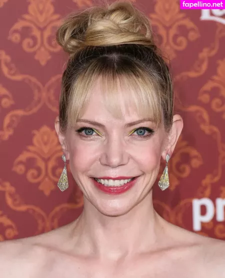 Riki Lindhome OnlyFans Thumbnail #ACnno7mdDF