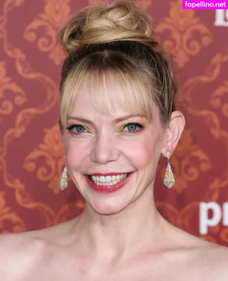 Riki Lindhome OnlyFans Thumbnail #EVTaKA0wRb