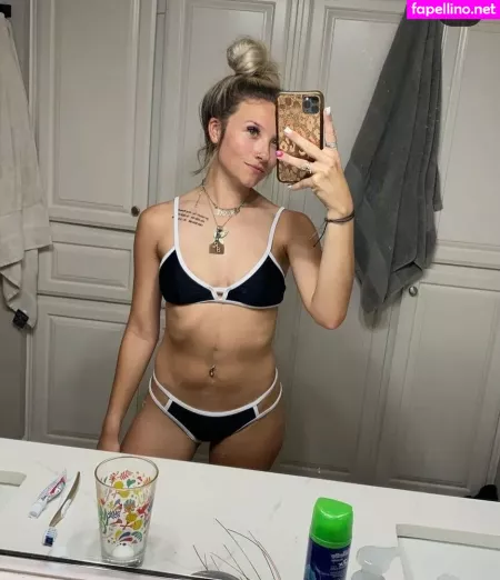 Rikki Bell OnlyFans Thumbnail #1gYAnHsaLF