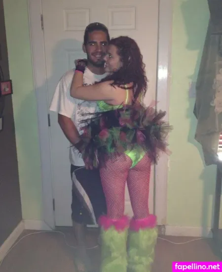 Rikki Robinson OnlyFans Thumbnail #rwlPgwVwfa