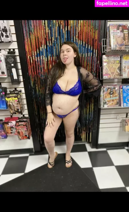 Rileelovee OnlyFans Thumbnail #pcC9jo6zq6