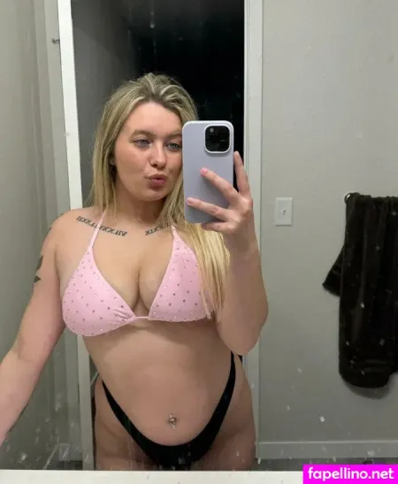 Rileigh OnlyFans Thumbnail #ZOY7VrbjLL