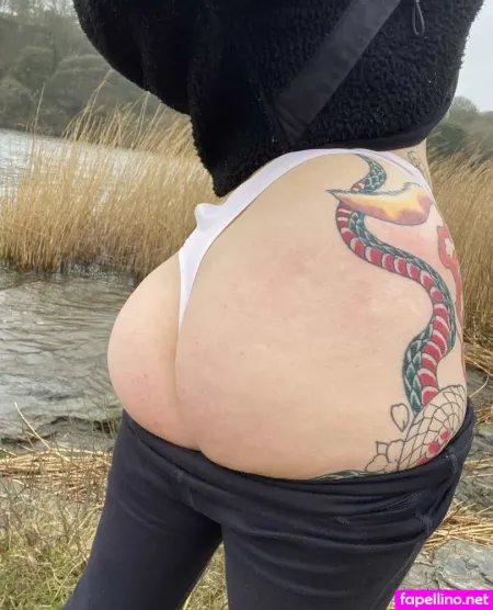 Riley Beth OnlyFans Thumbnail #i4b6SRBviN