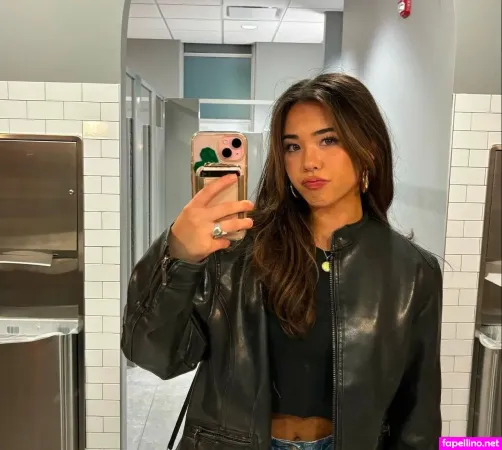 Riley Hahn OnlyFans Thumbnail #Ygk8A0cljx