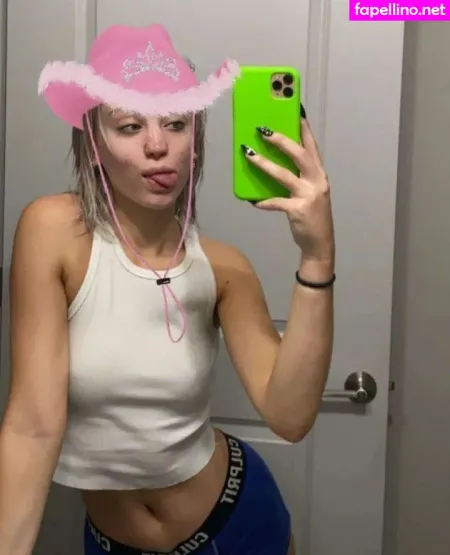 Riley Hubatka OnlyFans Thumbnail #DuQlgUdOAS