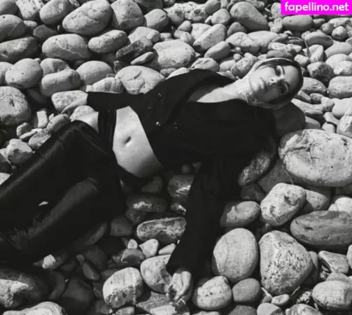 Riley Keough OnlyFans Thumbnail #0bZrRxzzPa