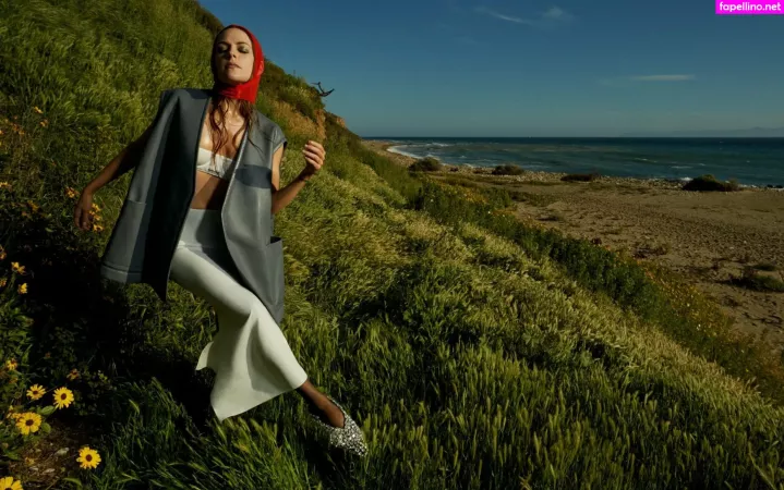 Riley Keough OnlyFans Thumbnail #i8EGLNIzQz