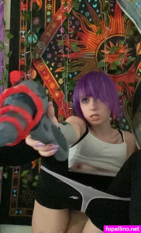 Riley Ren OnlyFans Thumbnail #YMkZBWg8lT