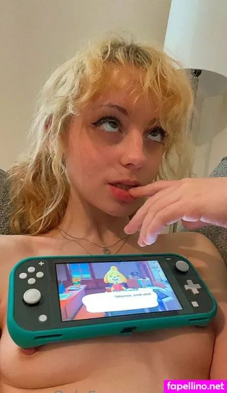 Riley Ren OnlyFans Thumbnail #cb4fNgz29q