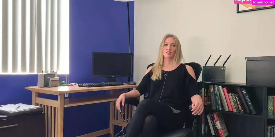 Riley Reyes OnlyFans Thumbnail #COqvHBkEii