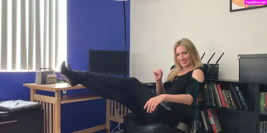 Riley Reyes OnlyFans Thumbnail #zRS2Ihhtsc