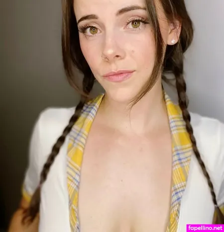 Riley Rox OnlyFans Thumbnail #qnnEIoStTX