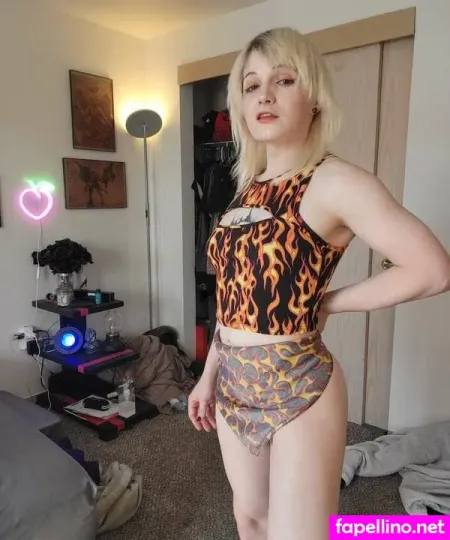 Riley Wulfe OnlyFans Thumbnail #ArBPZbvfGV