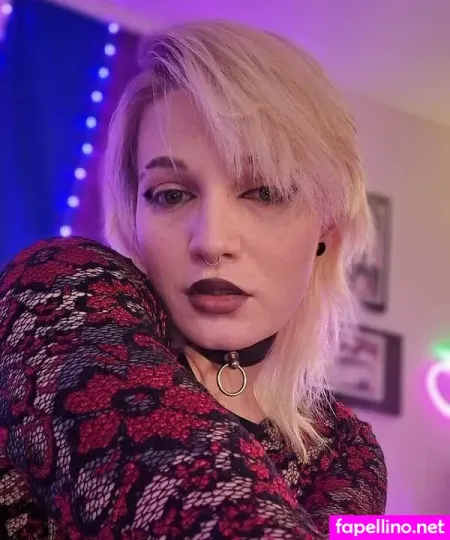 Riley Wulfe OnlyFans Thumbnail #KWANgoIg7G