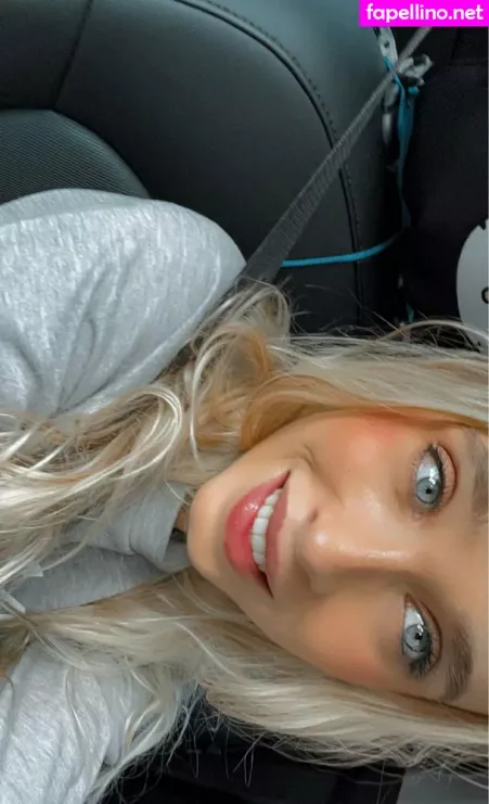 Rileyannemodel OnlyFans Thumbnail #0HZIxHuF28