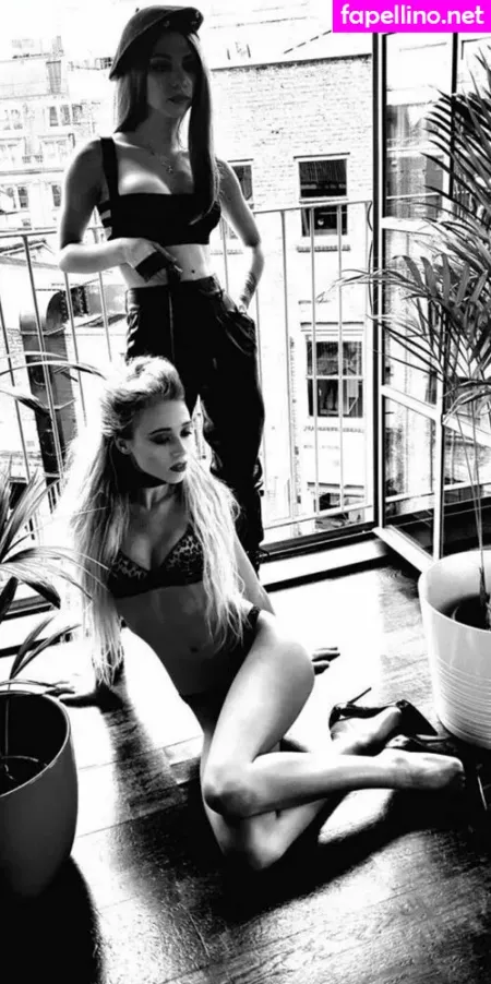 Rileyannemodel OnlyFans Thumbnail #CwXTCdbegx