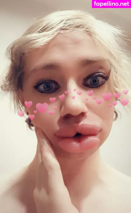 Rileycross OnlyFans Thumbnail #p9dBx6l2ix
