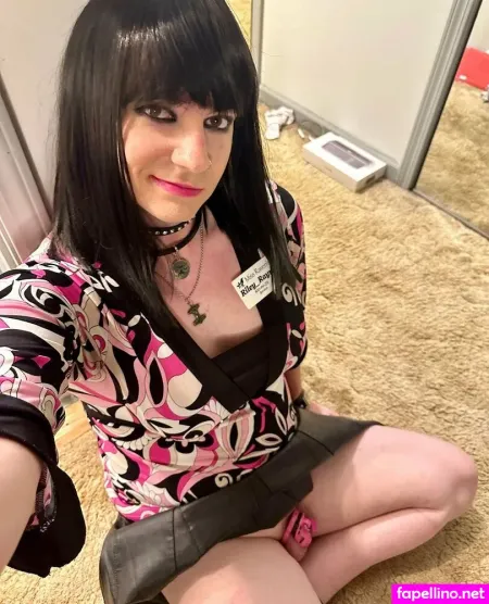 Rileyrayne OnlyFans Thumbnail #0Ld7eVPJWE