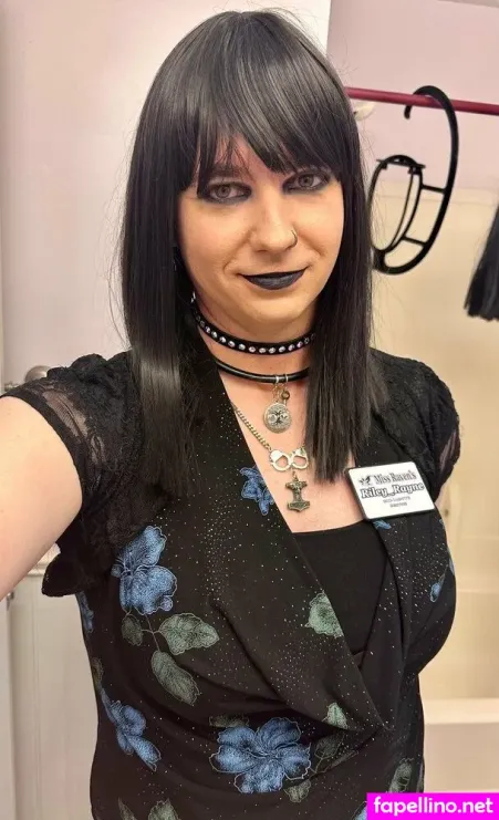 Rileyrayne OnlyFans Thumbnail #Jmx5QcIzyO