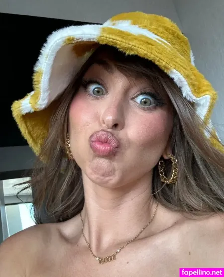 Rileyreid OnlyFans Thumbnail #A1p5bLjzqF