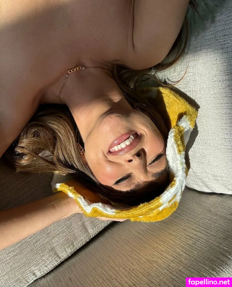 letrileylive, rileyreid Nude Leaked OnlyFans Photo #k8oMMb0uki