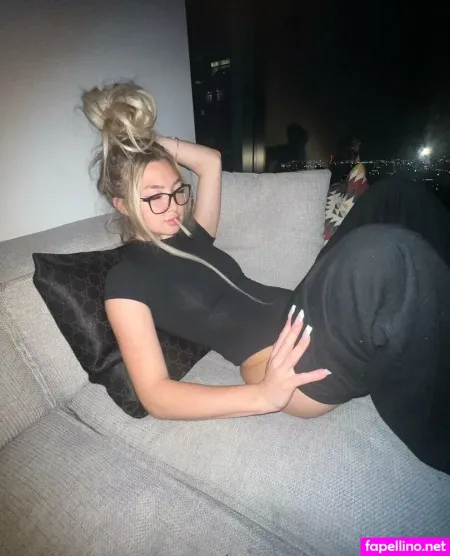 Rileyxxroo 1 OnlyFans Thumbnail #gUs7ojy7bI