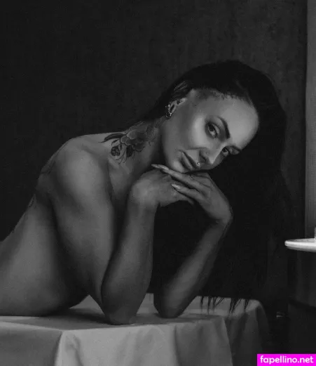 Rileyyfoxx OnlyFans Thumbnail #kKwDOEg3Co