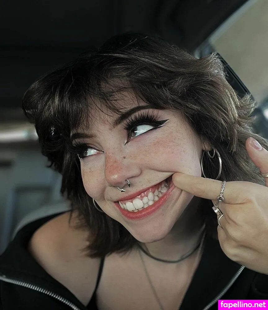 gnomie, okaygnomie, riliehuntley Nude Leaked OnlyFans Photo #V6PCLSlMUz