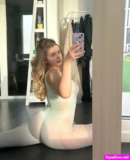 Rinaraye OnlyFans Thumbnail #zXwFODW3nY