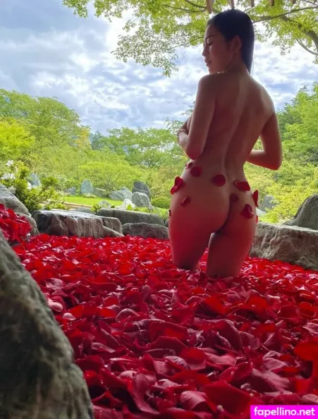 Rinatoeda OnlyFans Thumbnail #CUoRLzHMbP