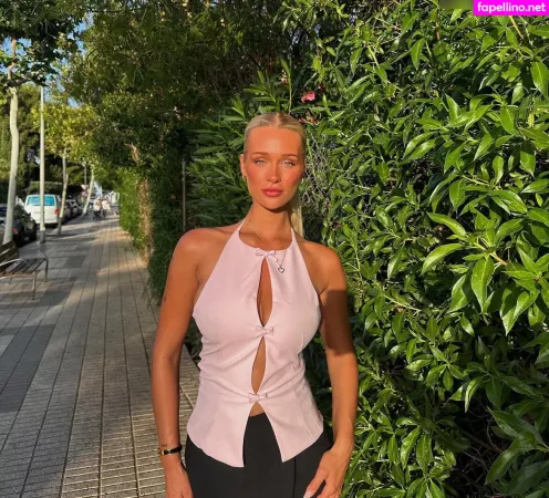 Rine Milane OnlyFans Thumbnail #oiOl1xWR6x