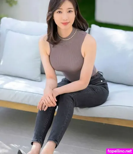 Rinka Ono OnlyFans Thumbnail #y4CtnyHum0