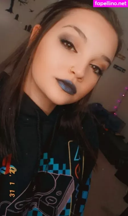 Rinngrayfree OnlyFans Thumbnail #0Ohdmu0aF9