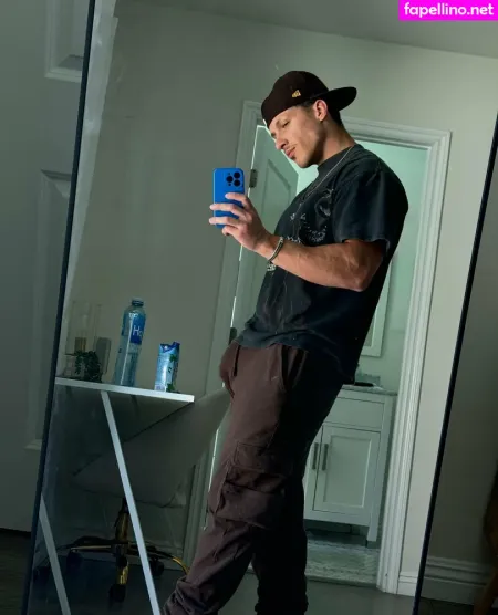 Rippedshow OnlyFans Thumbnail #4jVZrp1o0v