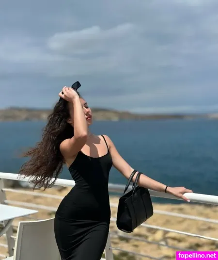 Riri Official OnlyFans Thumbnail #PakOqDConc