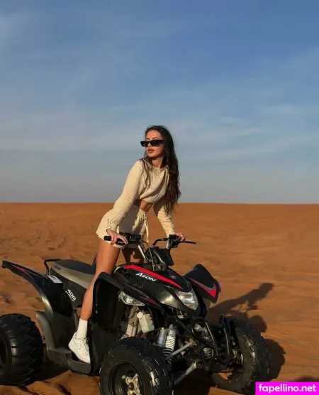 Riri Official OnlyFans Thumbnail #k89w4J590Q