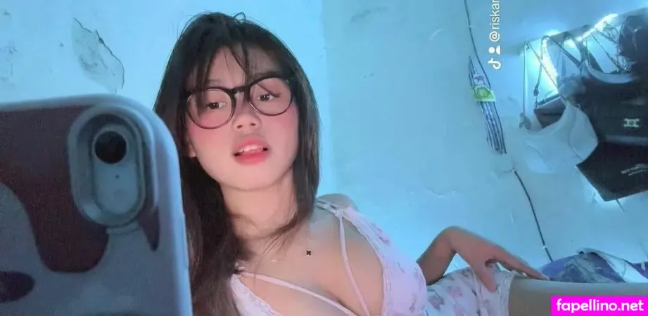 Riska Saputri OnlyFans Thumbnail #Aobdp2lvPo