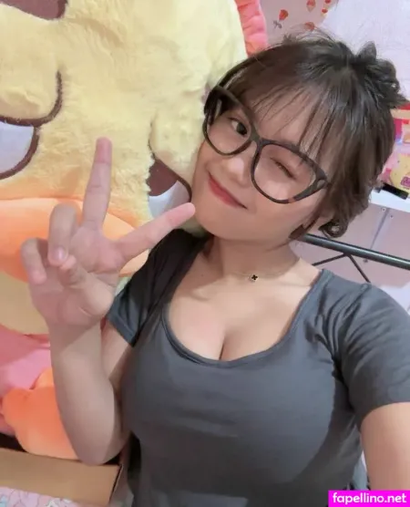 Riska Saputri OnlyFans Thumbnail #HoHSraxFkt