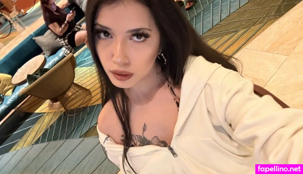 popular Nude Leaked OnlyFans Photo #7e7H894y0m