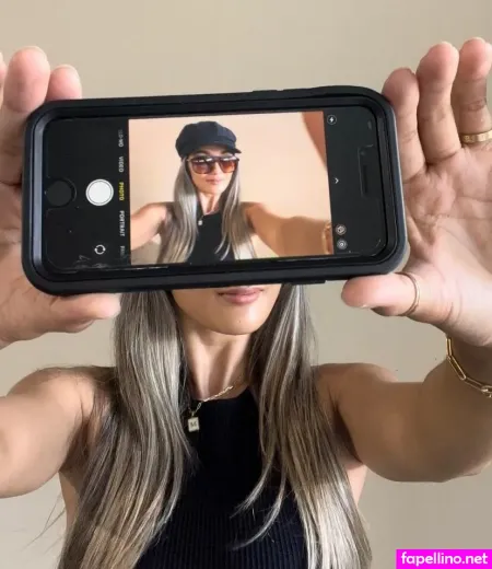 Rissforever OnlyFans Thumbnail #0Xr4VBn5M3