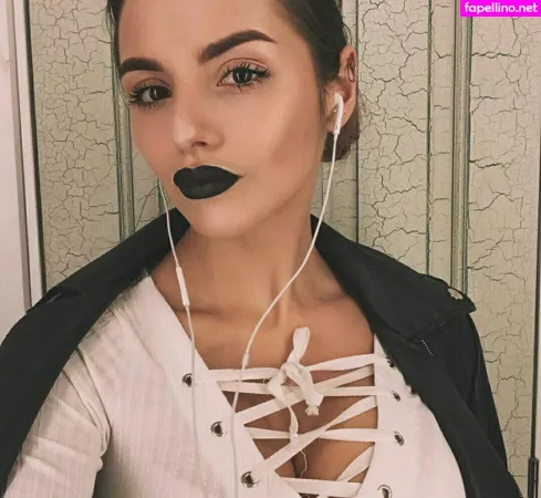 Rita Flores OnlyFans Thumbnail #RltZVAABzF