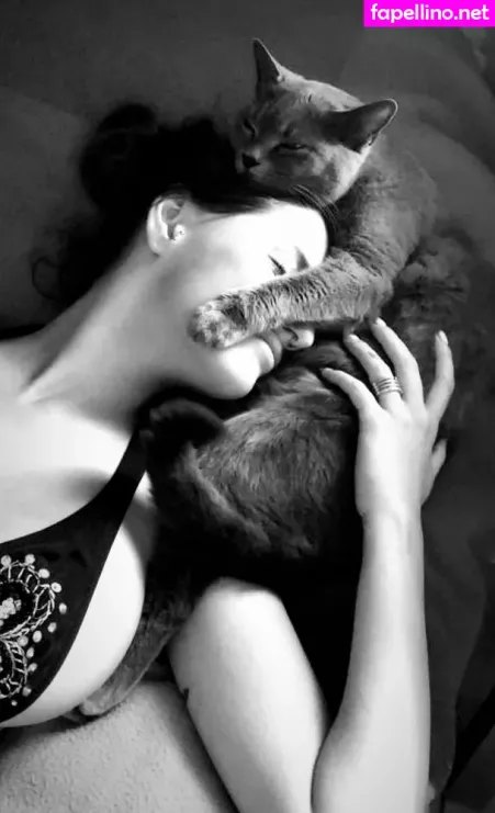 Rita Flores OnlyFans Thumbnail #mNLfNzQ8aI