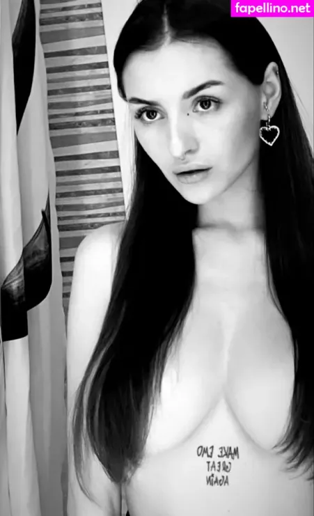 Rita Flores OnlyFans Thumbnail #xQ1xVYAfj1