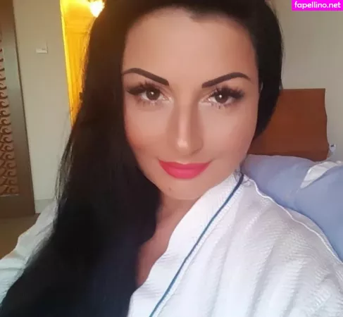 Rita Kyslinger OnlyFans Thumbnail #OvMi44jpZU