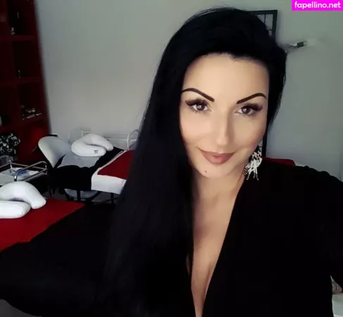 Rita Kyslinger OnlyFans Thumbnail #erTdVxy84Z